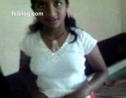 19 Vayathu Pathumai Kuthiyai Kanbikum Tamil Sex